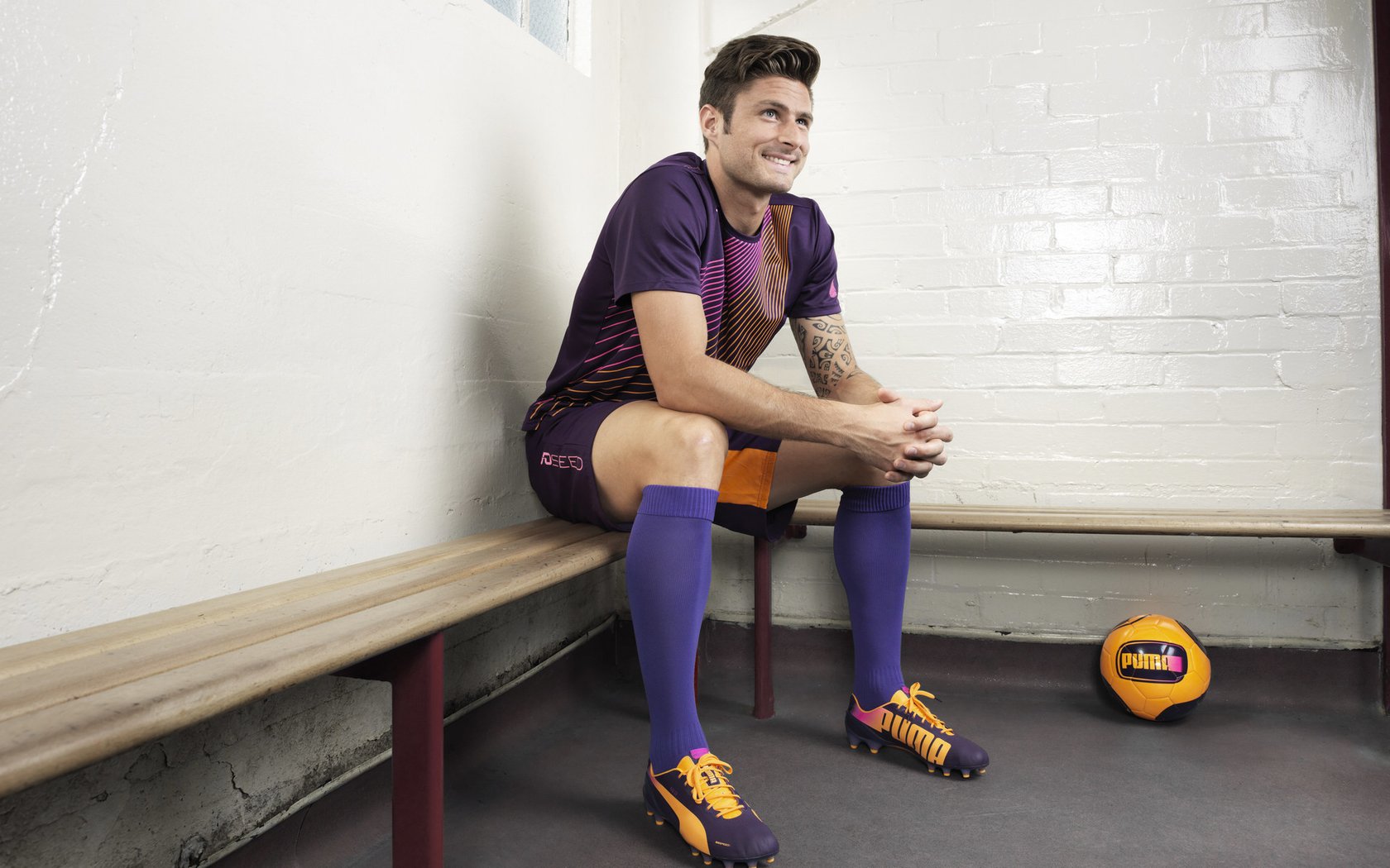 杰克·阿莱克西蝶泳比拼力压群雄